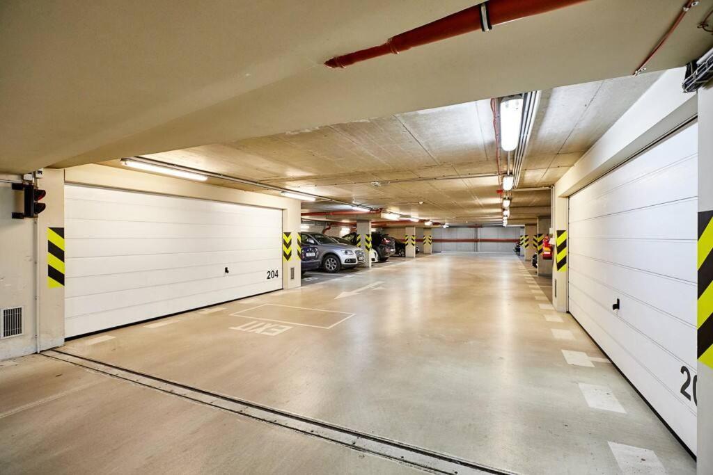 Luxury Apartment In Prague And Free Parking Praga Exterior foto